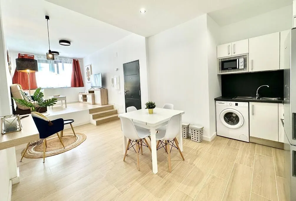 La Gofio En El Centro De Corralejo, Dos Habitaciones, Dos Banos, Terraza Privada Y Wi-Fi